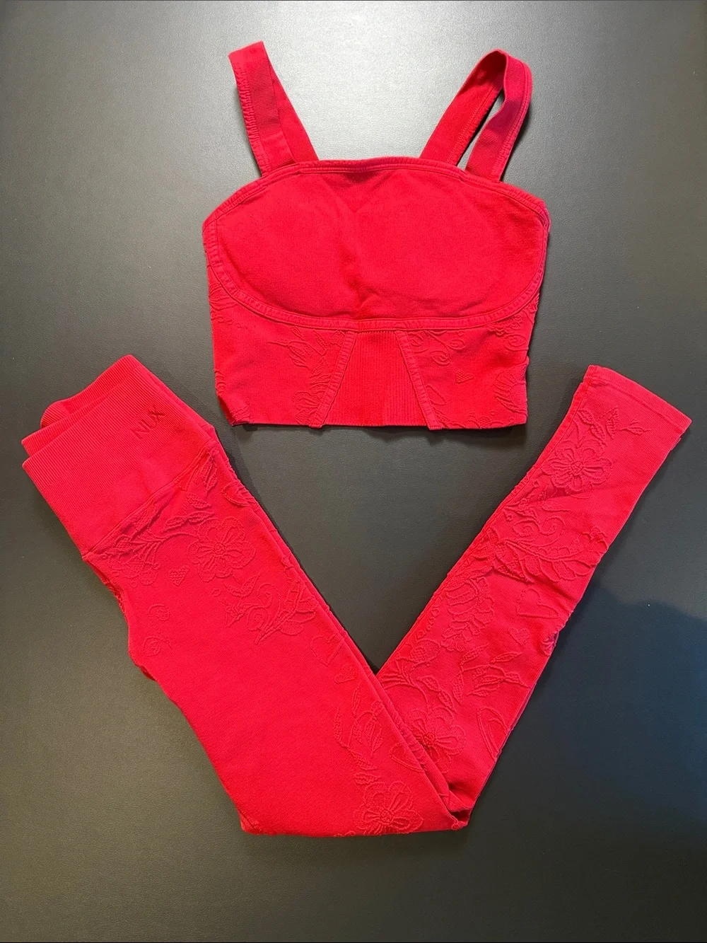 NUX Red Floral Seamless Crop Bra & Legging Set